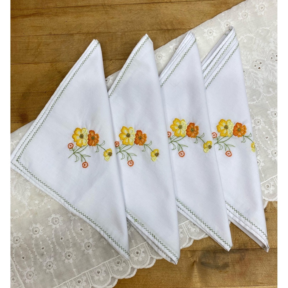 Vintage embroidered linen floral napkin set of 4